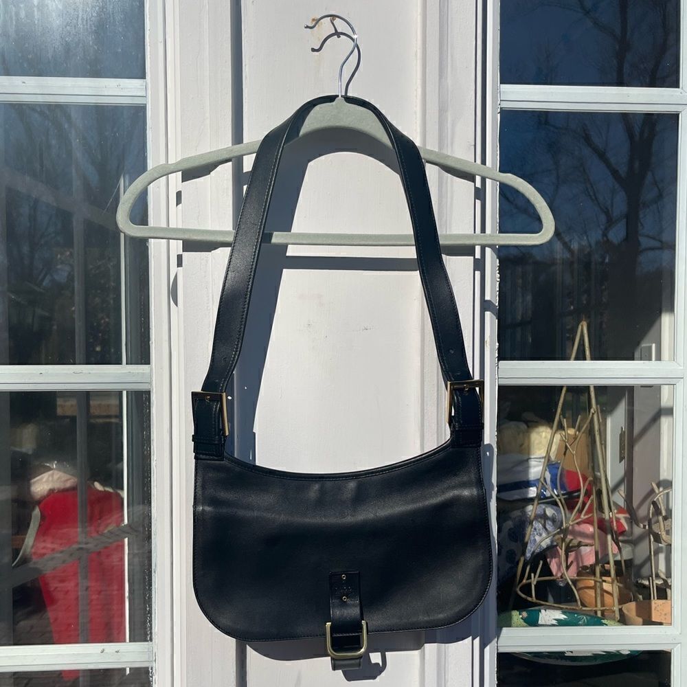 Gucci Leather Shoulder Bag - Picture 10 of 16